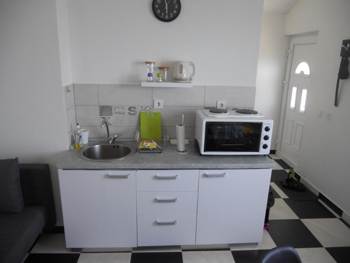 Blue Horizon Apartment Dobra Voda Ngoại thất bức ảnh